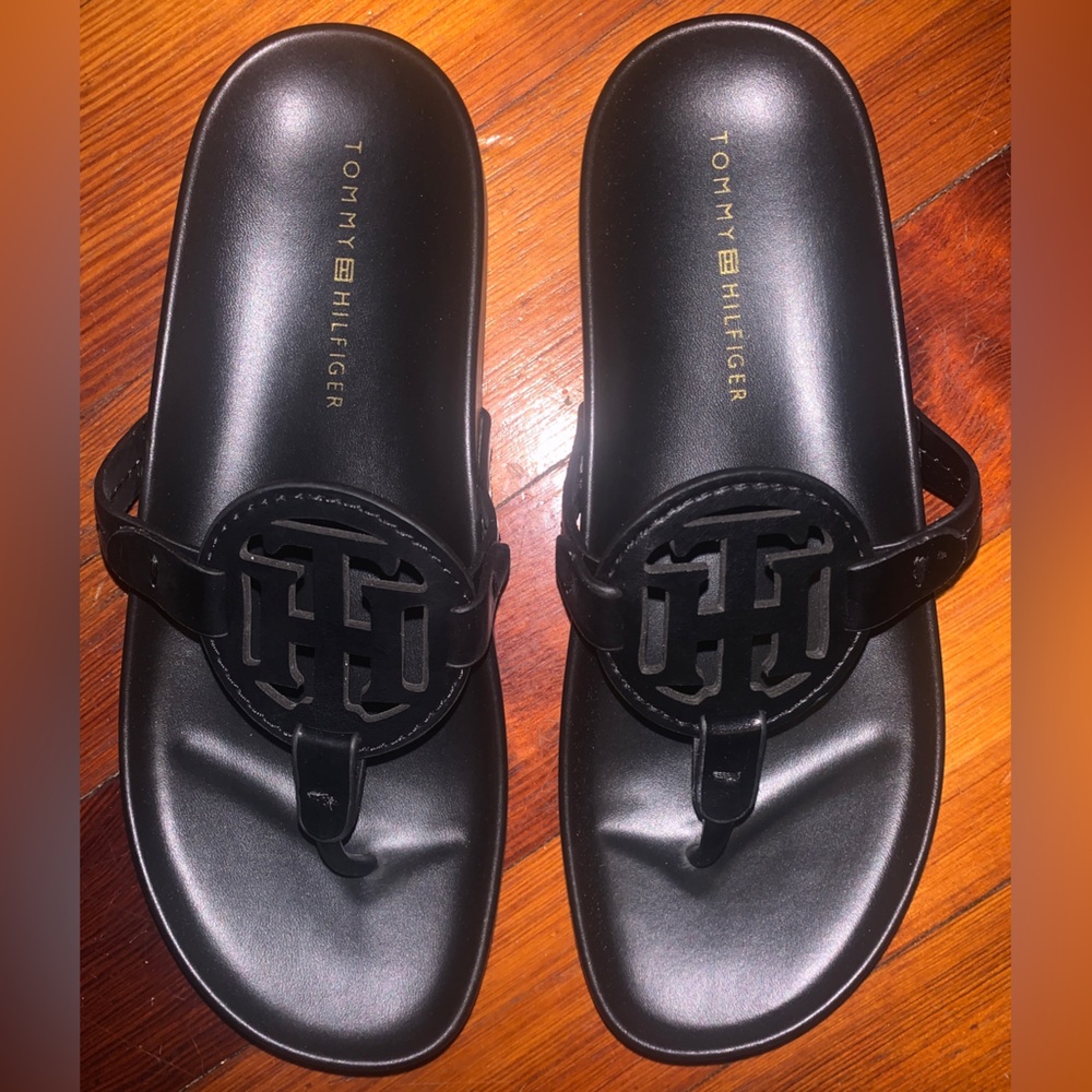 RELINA FLIP FLOP